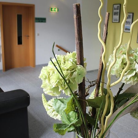 Hotel Lindenhof Thiendorf Esterno foto