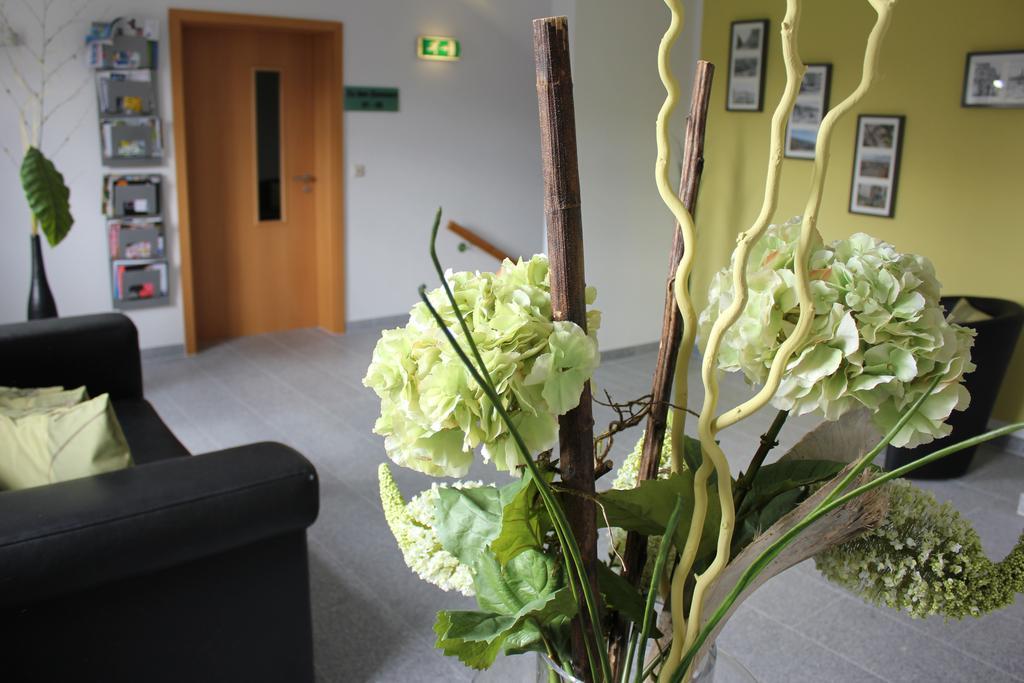 Hotel Lindenhof Thiendorf Esterno foto